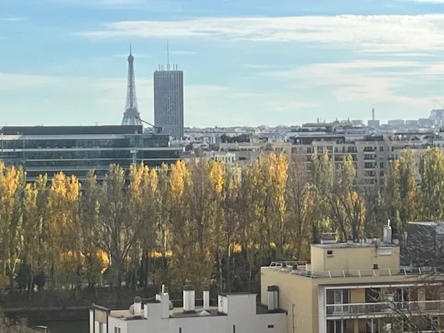 Appartement 3 pièces à Courbevoie, quartier Bécon-les-Bruyères